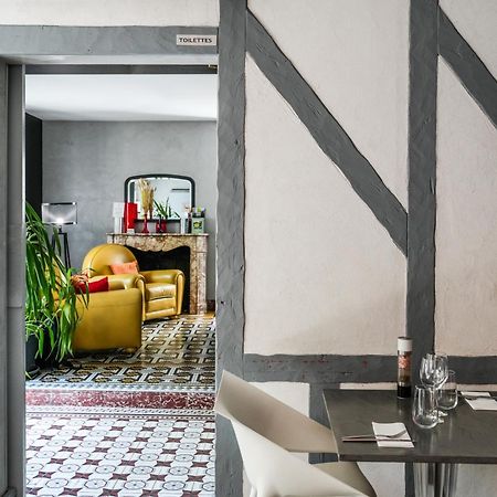 Logis Hotel & Restaurant Le Cadet De Gascogne Saint-Justin  Εξωτερικό φωτογραφία