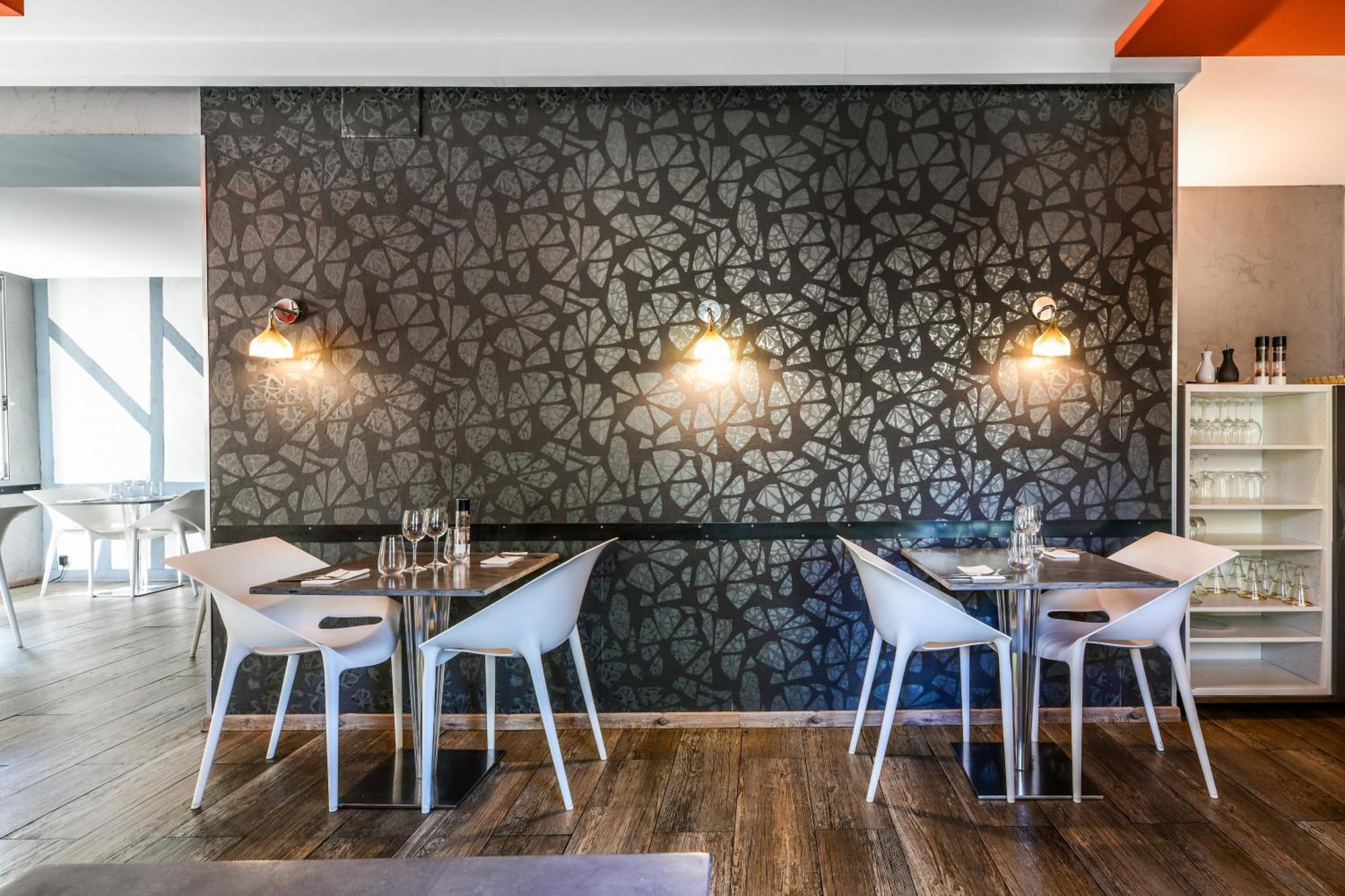 Logis Hotel & Restaurant Le Cadet De Gascogne Saint-Justin  Εξωτερικό φωτογραφία