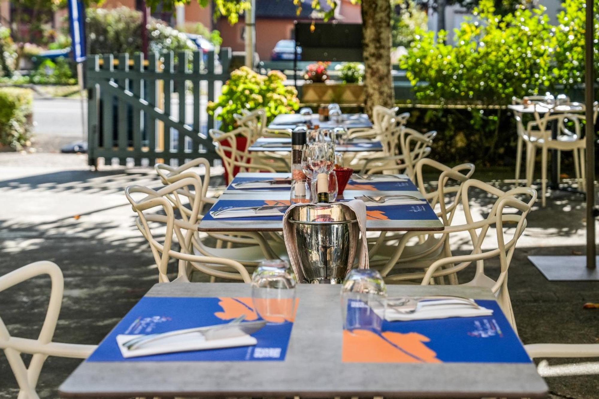 Logis Hotel & Restaurant Le Cadet De Gascogne Saint-Justin  Εξωτερικό φωτογραφία