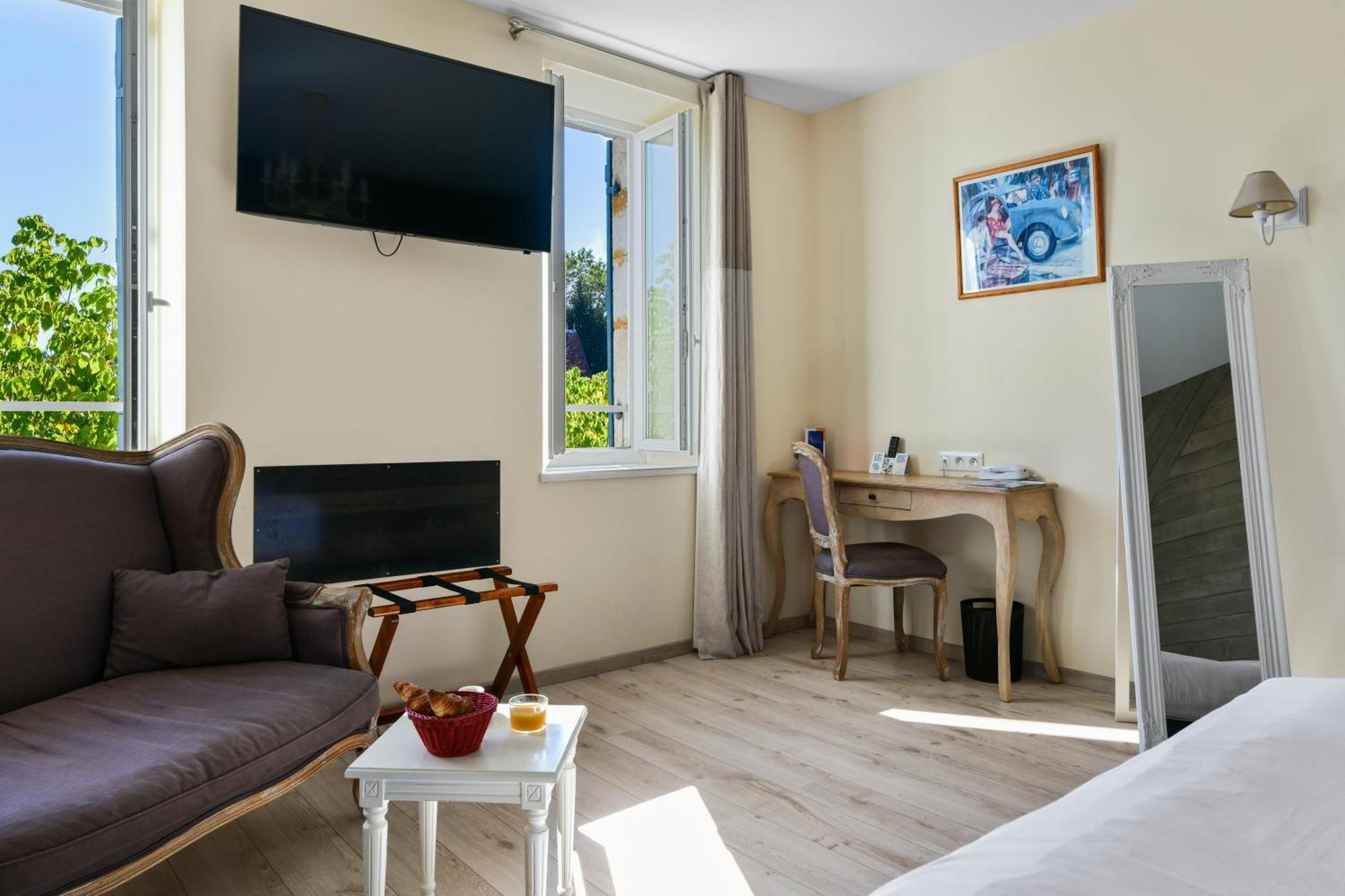 Logis Hotel & Restaurant Le Cadet De Gascogne Saint-Justin  Εξωτερικό φωτογραφία